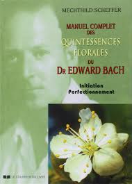 livre Manuel complet des quintessenses florales Bach